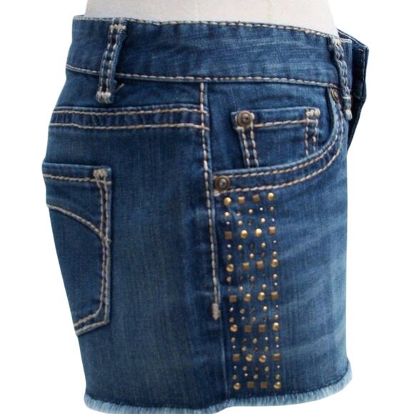 Cache Denim Stud Nail Head Embellished Short Stretch Pant New 0/2/4/6 NWT $88 - Picture 1 of 3